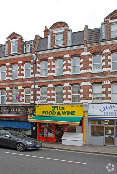 299 North End Rd, Londres à louer - Photo principale – Image 1 sur 2