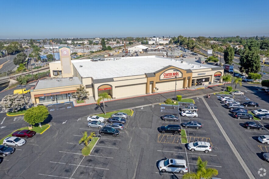 11300 Firestone Blvd, Norwalk, CA à vendre - Photo principale – Image 1 sur 7