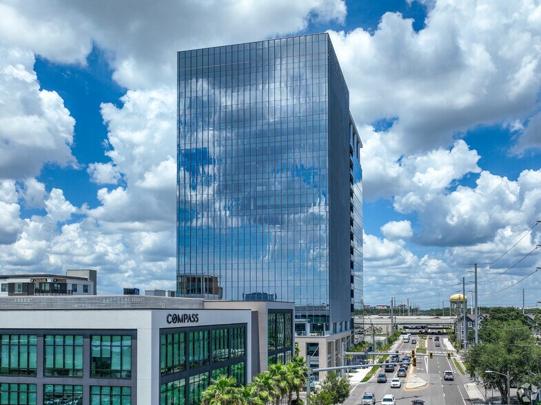 3725 W Grace St, Tampa, FL à louer - Photo de l’immeuble – Image 2 sur 7