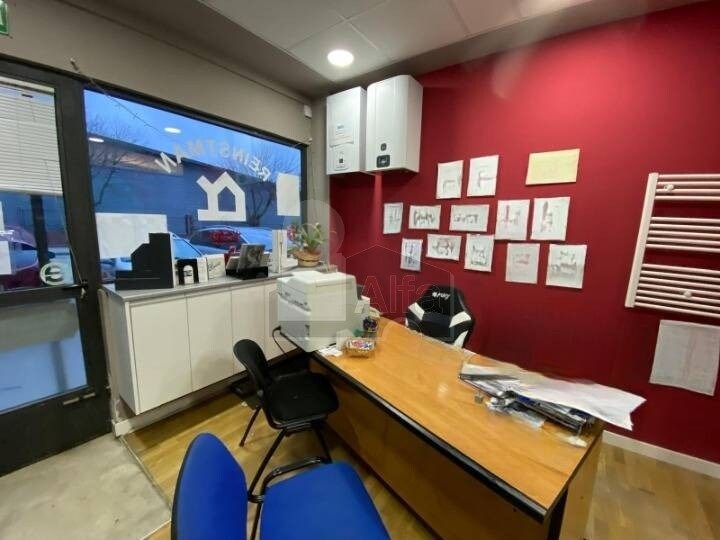 Local commercial dans Fuenlabrada, Madrid à louer Plan d’étage– Image 1 sur 3