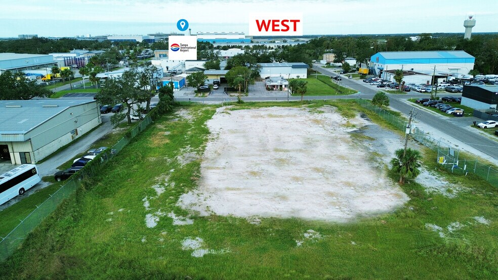 4421 N Hubert Ave, Tampa, FL à vendre - Photo de l’immeuble – Image 2 sur 5