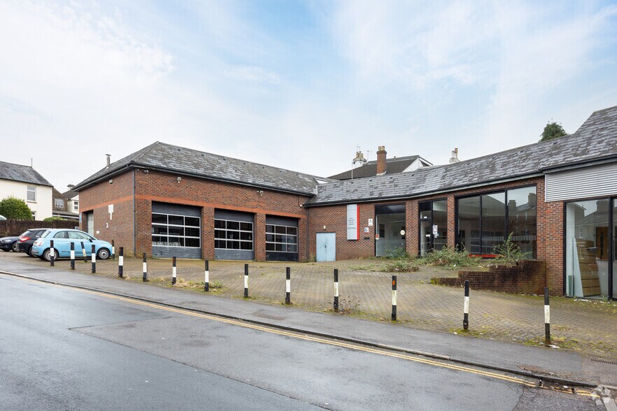 123-125 St. James Rd, Tunbridge Wells à vendre - Photo de l’immeuble – Image 2 sur 2