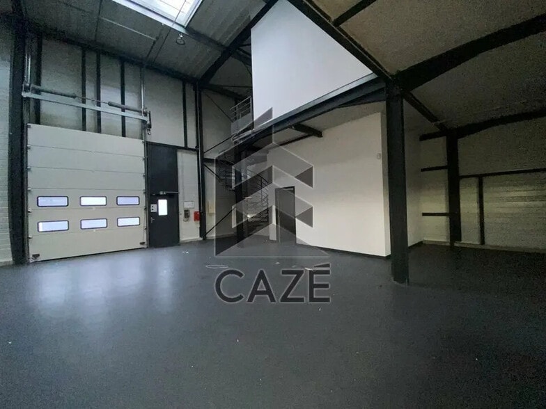 Bureau dans Mérignac à louer - Photo de l’immeuble – Image 1 sur 6