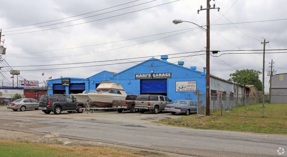 8007 Easthaven Blvd, Houston, TX à vendre - Photo de l’immeuble – Image 1 sur 39
