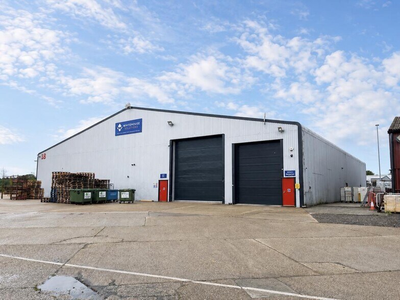 Unit 18 Lancaster Way, Earls Colne à louer - Photo de l’immeuble – Image 1 sur 12