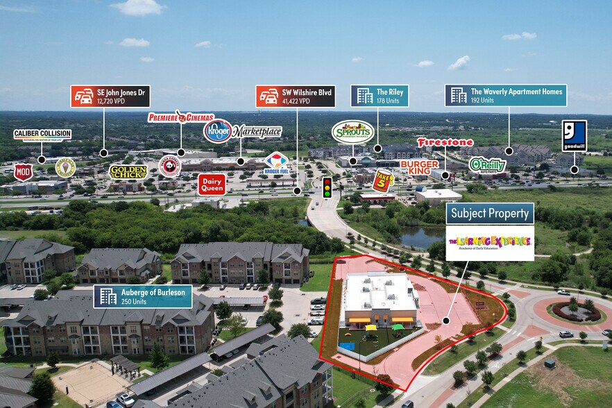 1645 Greenridge Dr, Burleson, TX à vendre - Photo de l’immeuble – Image 3 sur 4