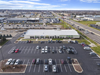 Plus de détails pour 1603 Morrissey Dr, Bloomington, IL - Local commercial à louer