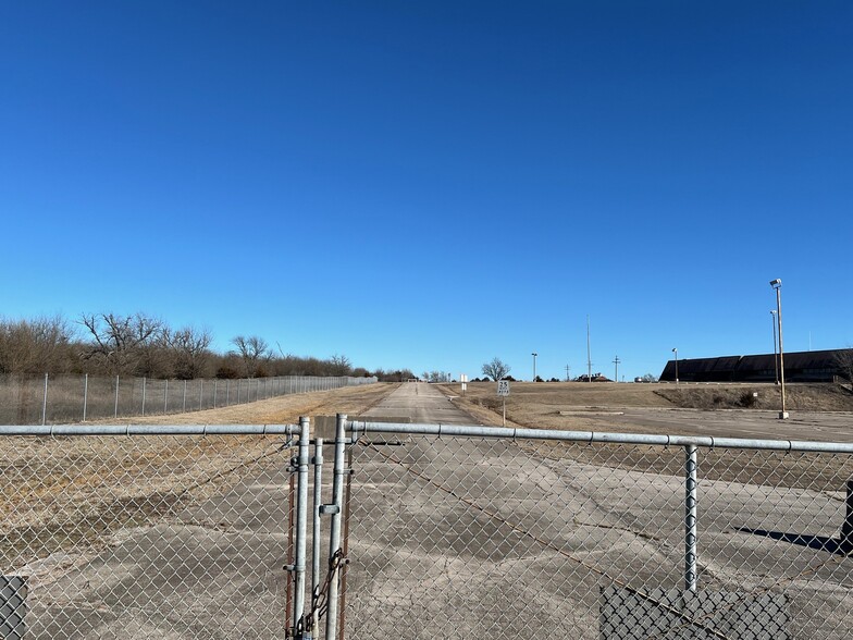 23138 Rush Road Rd, Parsons, KS à vendre - Photo de l’immeuble – Image 3 sur 6