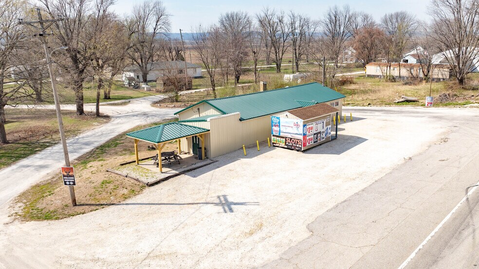 20861 IL-100, Fieldon, IL à vendre - Photo de l’immeuble – Image 2 sur 33