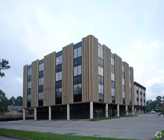 601 bel air Blvd, Mobile, AL à louer - Photo principale – Image 1 sur 15
