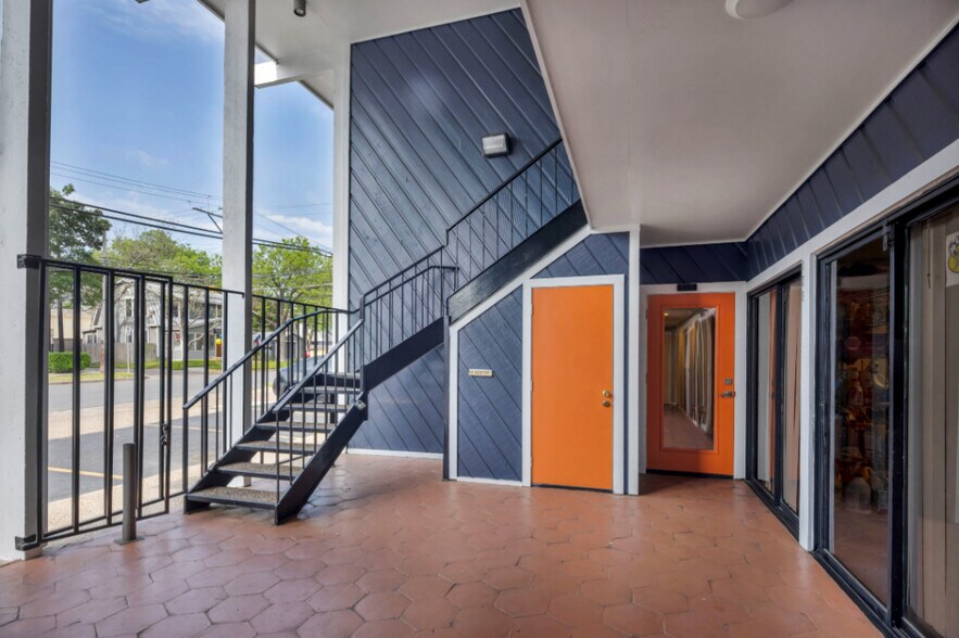 600 W 28th St, Austin, TX à louer - Photo de l’immeuble – Image 2 sur 7