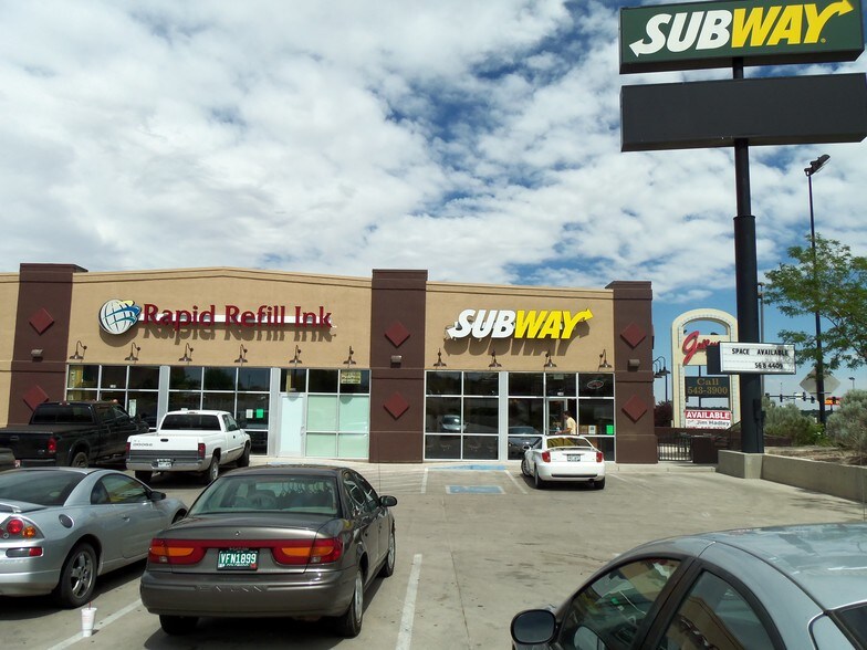 915-975 W Hwy 50, Pueblo, CO à louer - Photo de l’immeuble – Image 2 sur 3