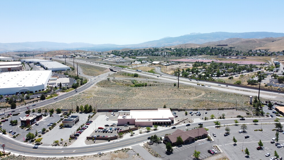 E Golden Valley Rd, Reno, NV à vendre - Photo de l’immeuble – Image 2 sur 2