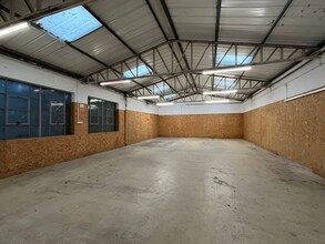 4 Lammas Rd, Londres à louer Photo intérieure– Image 2 sur 5