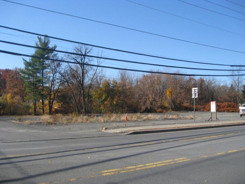 128-130 Main Ave, Wynantskill, NY à vendre - Photo de l’immeuble – Image 3 sur 13