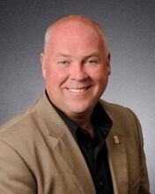 KENNETH REDEKER