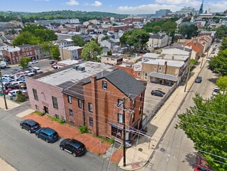 Plus de détails pour 368 E Moore St, Norristown, PA - Logement à vendre