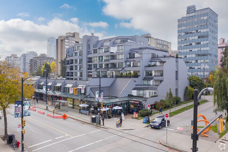 1274-1296 Robson St, Vancouver, BC à vendre - Photo de l’immeuble – Image 2 sur 6