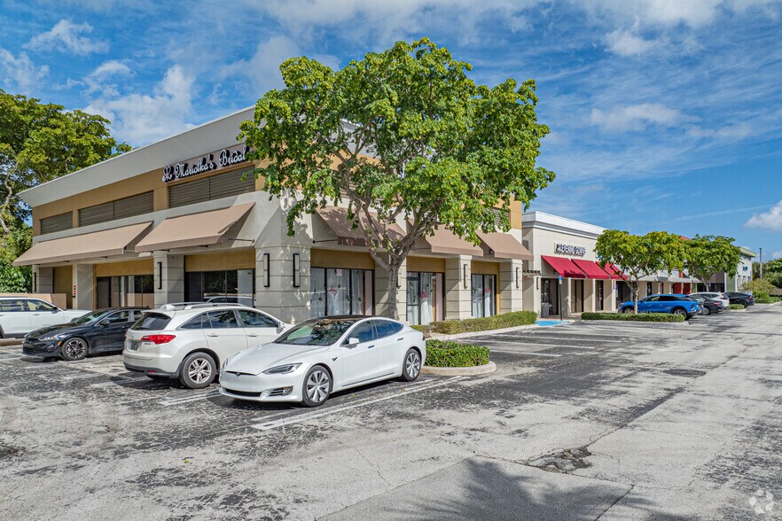 1301 W Boynton Beach Blvd, Boynton Beach, FL à louer - Photo de l’immeuble – Image 3 sur 5