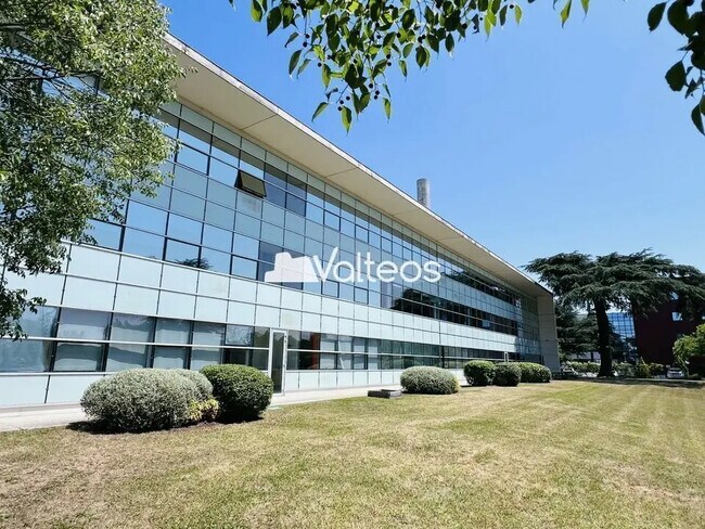 Plus de détails pour 10 Rue Claude-Marie Perroud, Toulouse - Bureau à louer