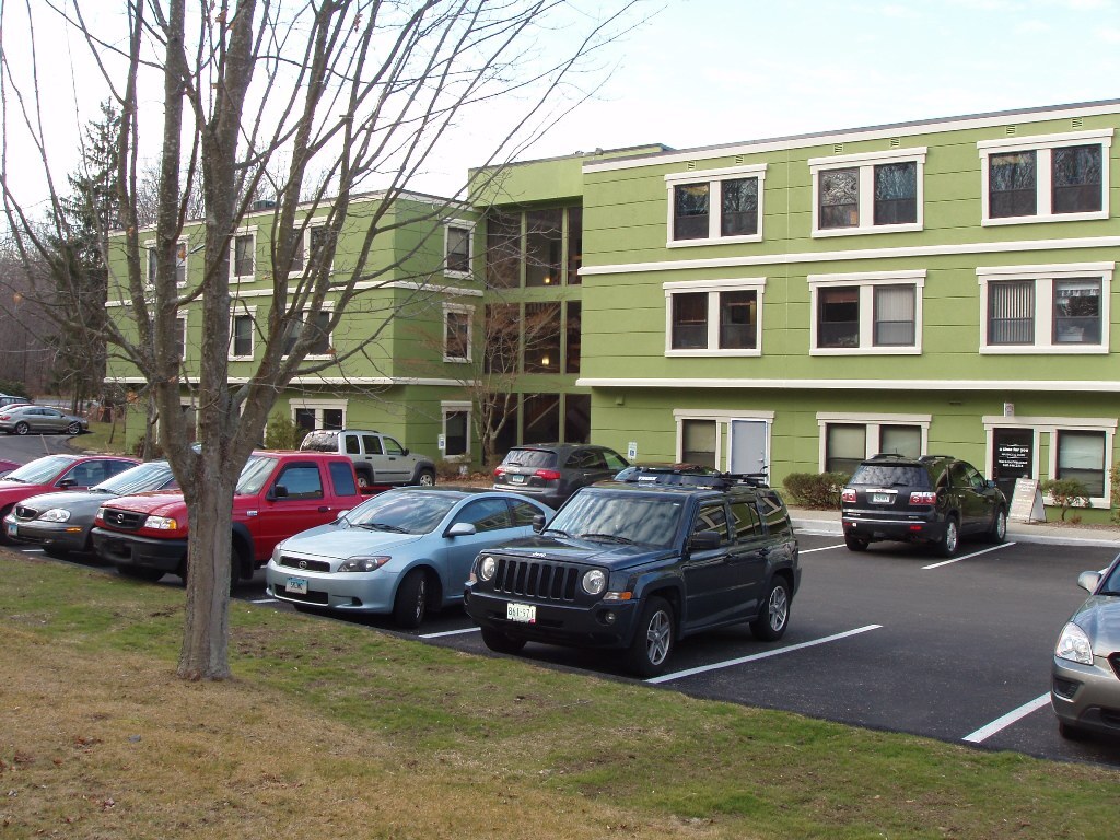 495 Gold Star Hwy, Groton, CT 06340 - Lot 212 - - Photo intérieure - Image 1 of 1
