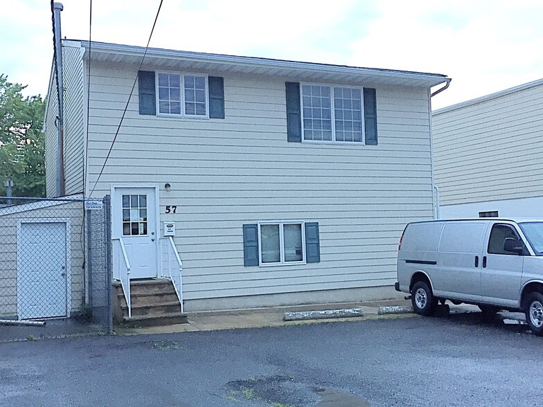 330 State Route 35, Keyport, NJ à vendre - Photo principale – Image 1 sur 1