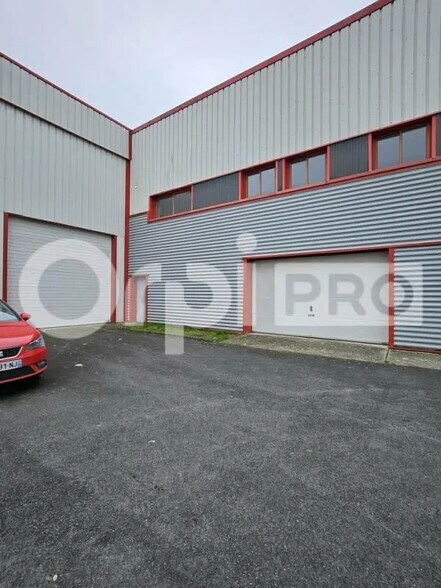 Industriel/Logistique dans Reims à louer - Photo de l’immeuble – Image 2 sur 8