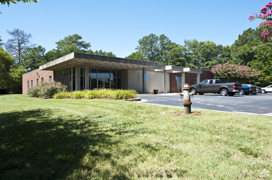470 Riverside Pky, Austell, GA à vendre - Photo principale – Image 1 sur 4