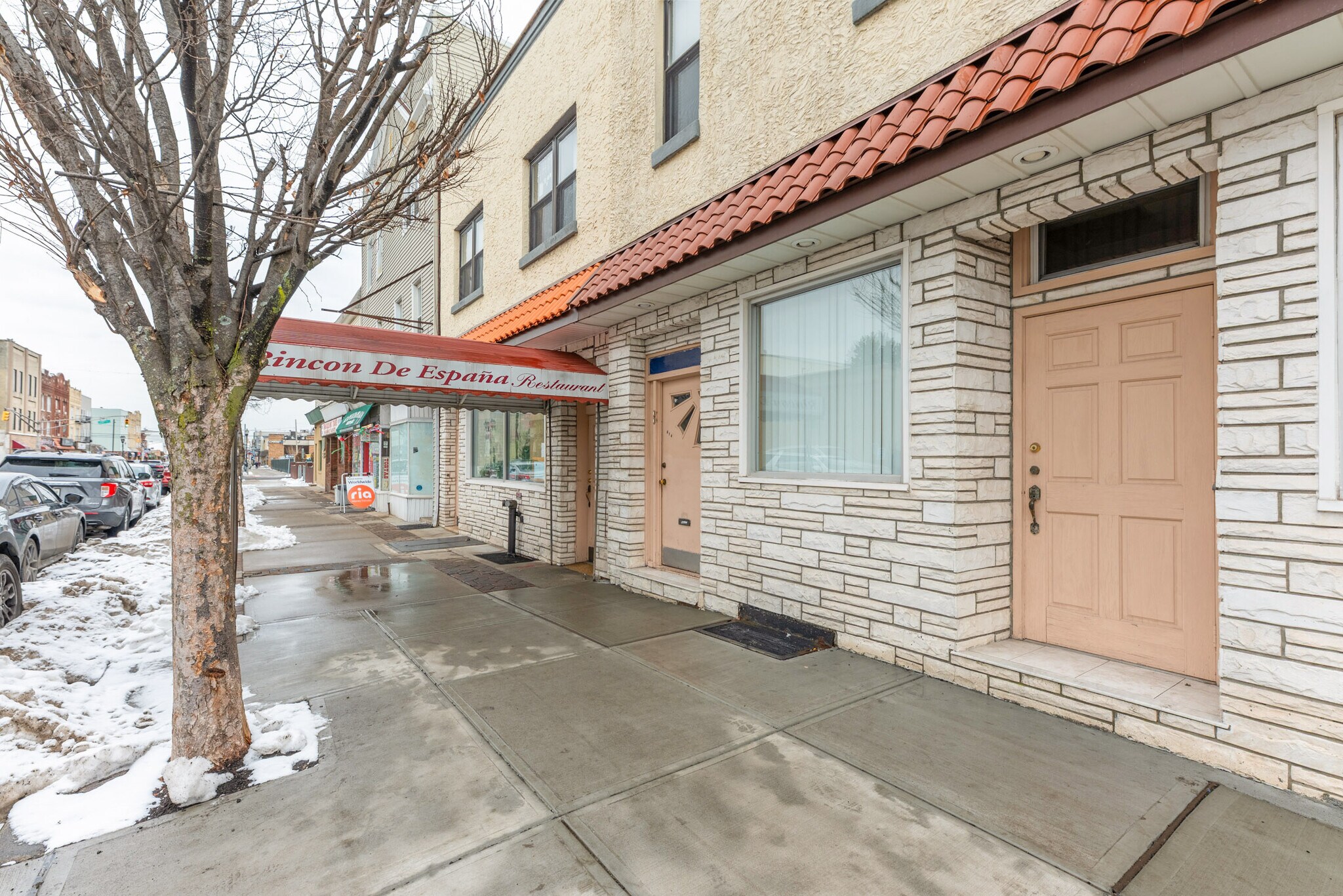 614-616 Broadway, Bayonne, NJ à vendre Photo principale– Image 1 sur 38