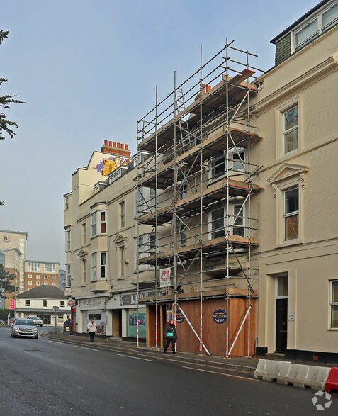 13-19 Lansdowne Rd, Bournemouth à louer - Photo de l’immeuble – Image 2 sur 5