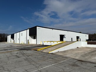 Plus de détails pour 15 Royal Dr, Forest Park, GA - Industriel/Logistique à louer
