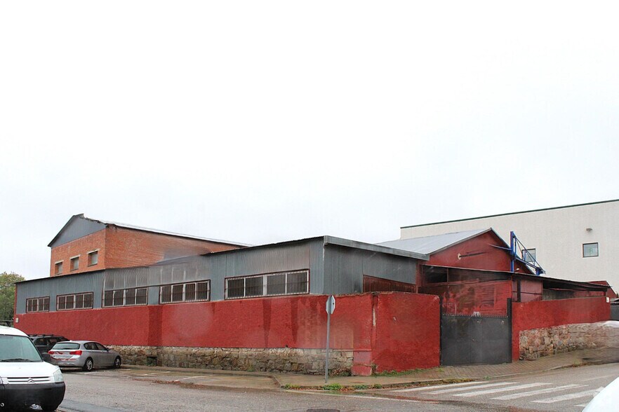 Industriel/Logistique dans Collado Mediano, Madrid à vendre - Photo principale – Image 1 sur 9