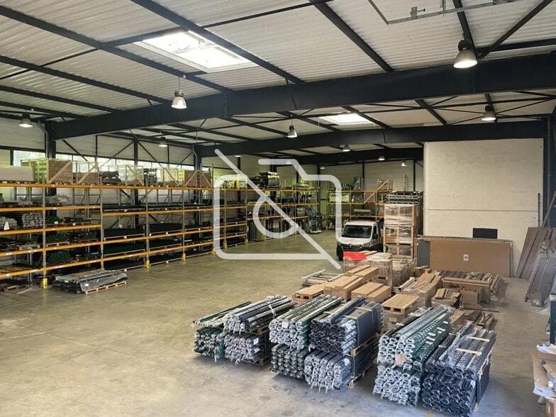 Industriel/Logistique dans Montévrain à louer - Photo de l’immeuble – Image 2 sur 27