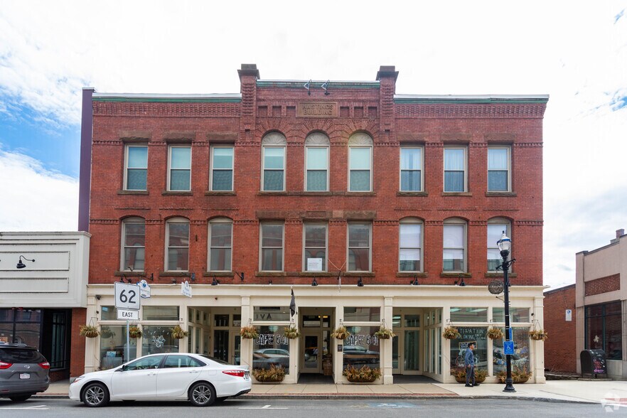 35-45 Main St, Hudson, MA à louer - Photo de l’immeuble – Image 3 sur 3