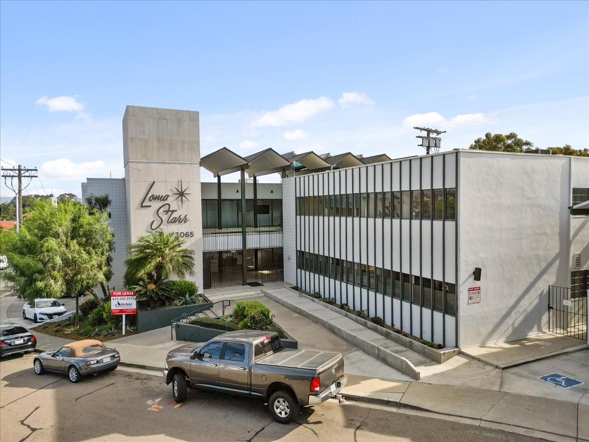 3065 Rosecrans Pl, San Diego, CA à louer Photo principale– Image 1 sur 27