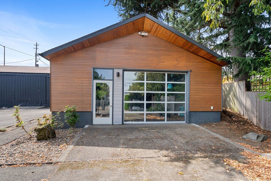 6931 NE Martin Luther King Jr Blvd, Portland, OR à vendre - Photo de l’immeuble – Image 3 sur 14