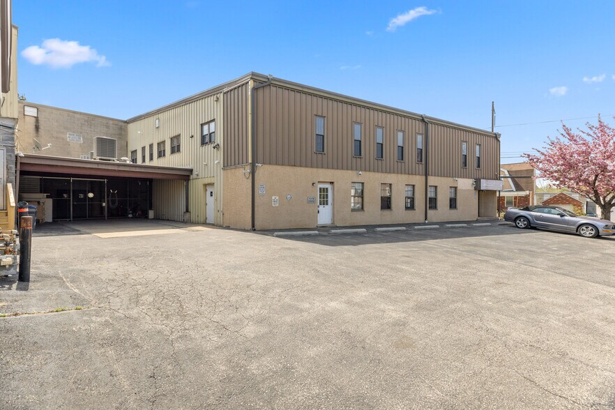 22-26 E Mount Pleasant Ave, Ambler, PA à vendre - Photo de l’immeuble – Image 3 sur 62