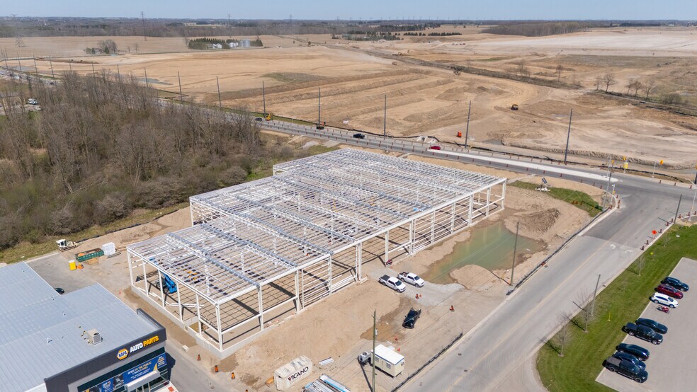 125 Dennis Rd, St Thomas, ON à louer - Photo de l’immeuble – Image 3 sur 16