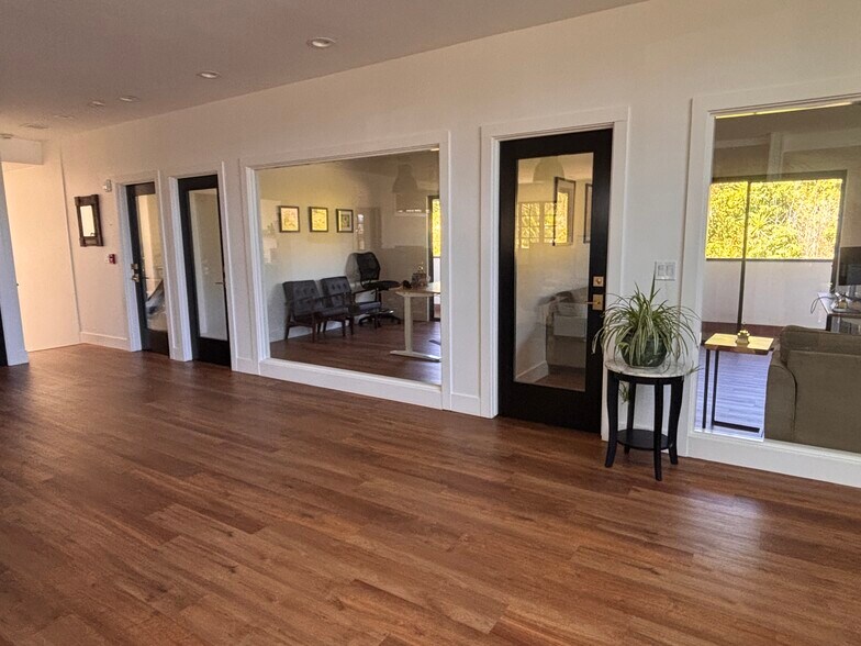 1616 Anacapa St, Santa Barbara, CA à louer - Photo de l’immeuble – Image 3 sur 18
