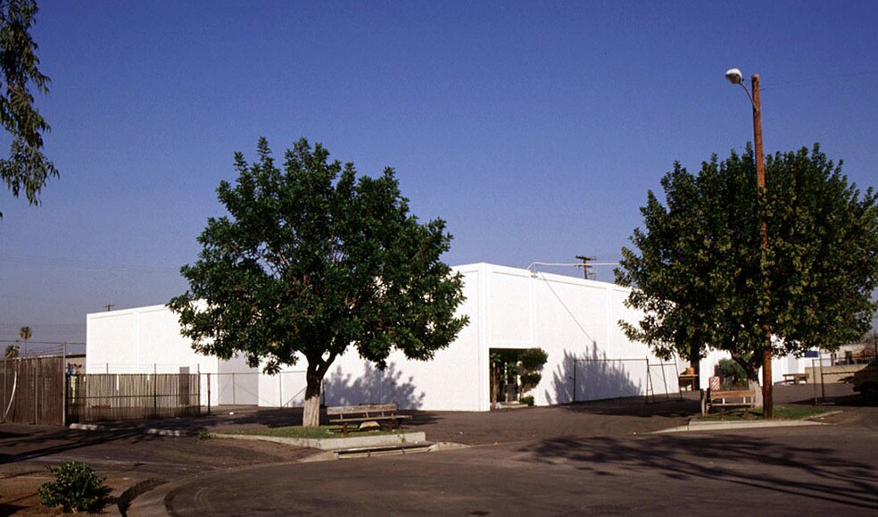 1840-1848 N Orangethorpe Park, Anaheim, CA à louer - Photo de l’immeuble – Image 3 sur 5