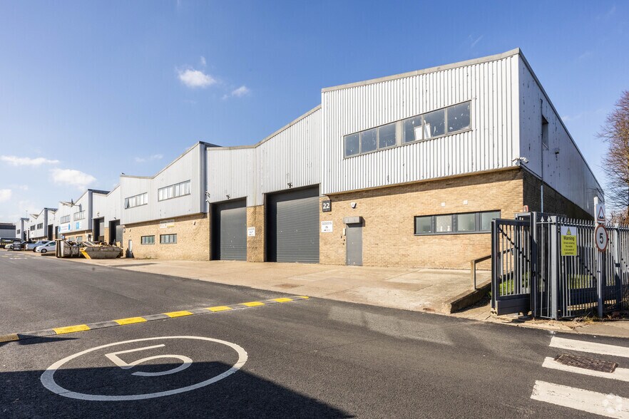 15-22 Brough Park Way, Newcastle Upon Tyne à louer - Photo de l’immeuble – Image 2 sur 19