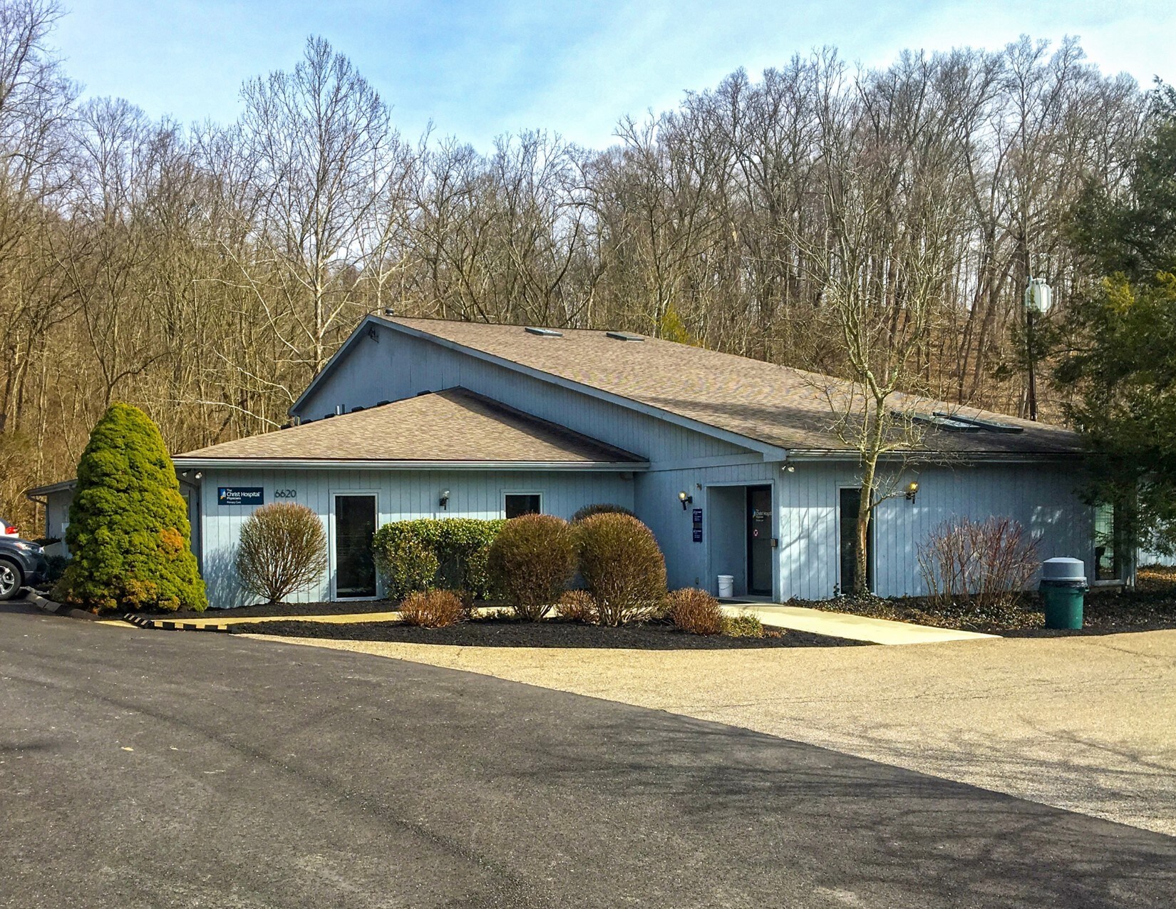 6620 Clough Pike, Cincinnati, OH à vendre Photo principale– Image 1 sur 26