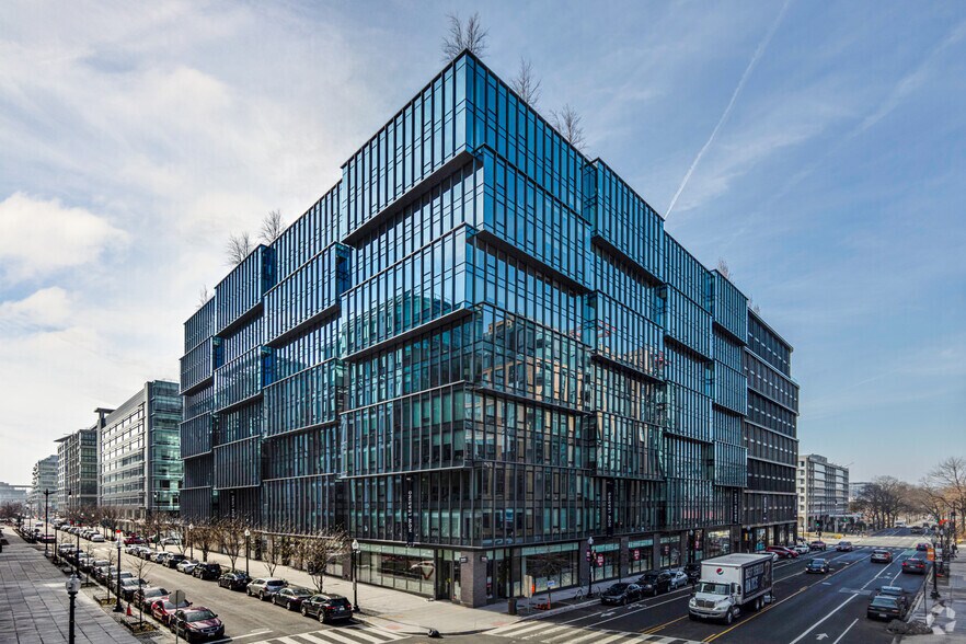 28 K St SE, Washington, DC à louer - Photo de l’immeuble – Image 2 sur 4
