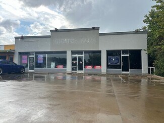 Plus de détails pour 5560 Meadowbrook Dr, Fort Worth, TX - Local commercial à vendre