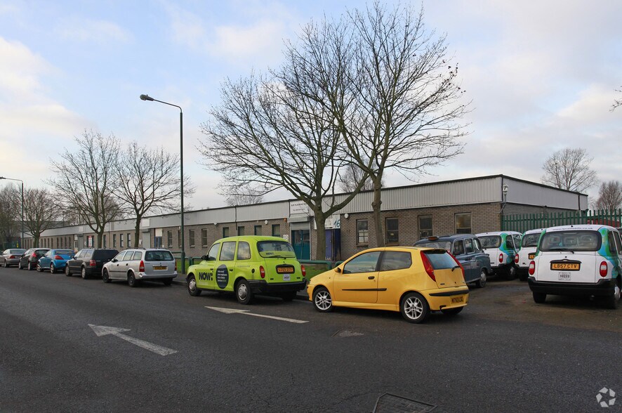 Hailey Rd, Erith à louer - Photo de l’immeuble – Image 3 sur 4