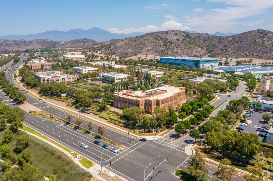333 Corporate Dr, Ladera Ranch, CA à vendre - Aérien – Image 2 sur 7