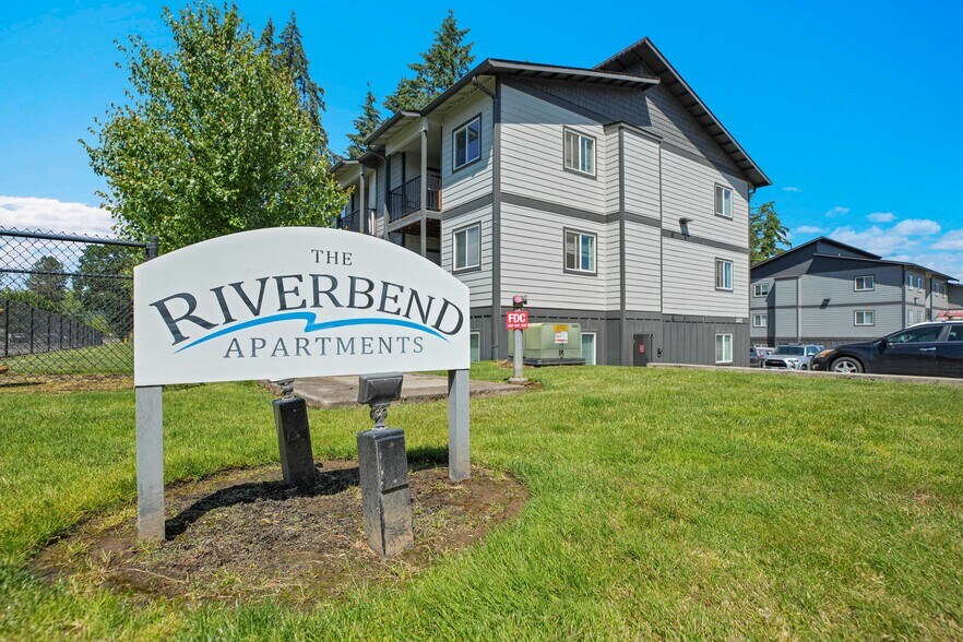 1225 NW Riverbend Rd, Salem, OR à vendre - Photo de l’immeuble – Image 3 sur 7