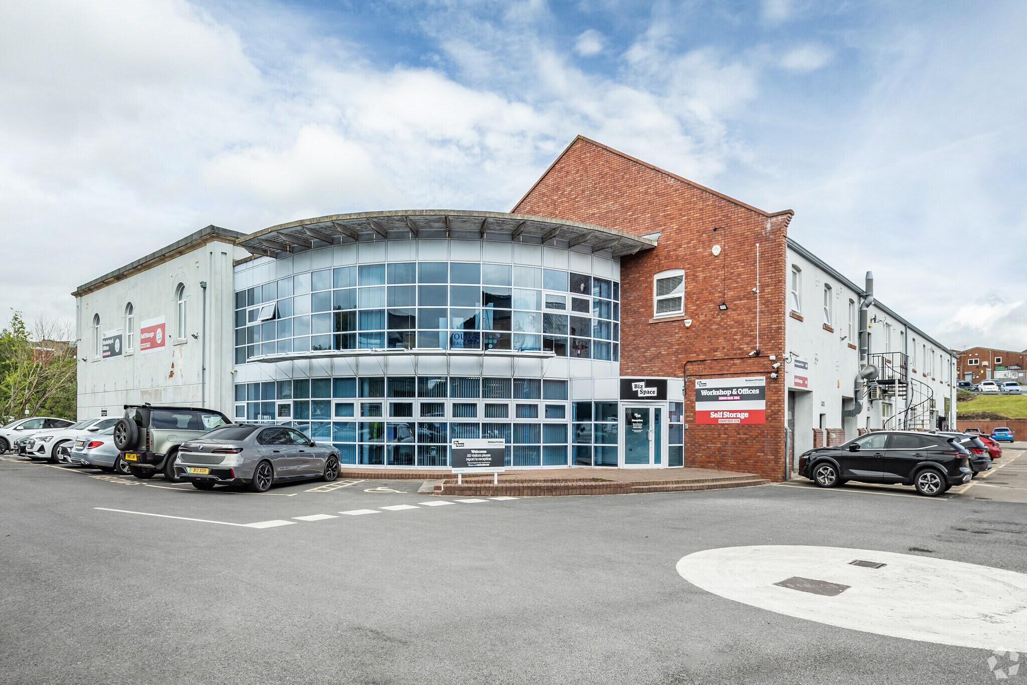 Marsh Ln, Preston à louer Photo principale– Image 1 sur 26