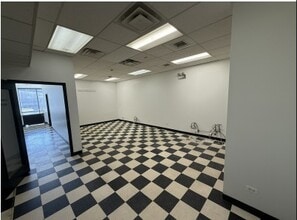 1402-1408 W 55th St, Countryside, IL à louer Photo intérieure– Image 2 sur 4