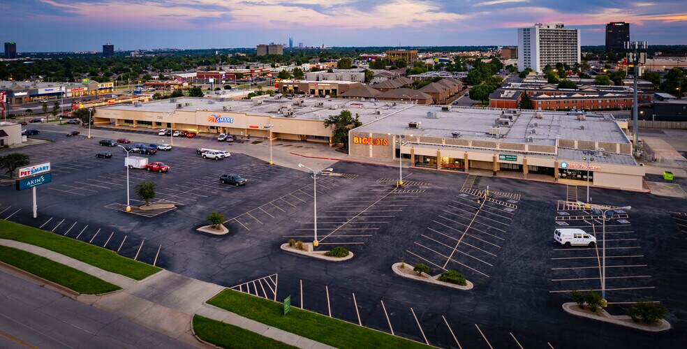 2924-2950 NW 63rd St, Oklahoma City, OK à louer - Photo de l’immeuble – Image 2 sur 5